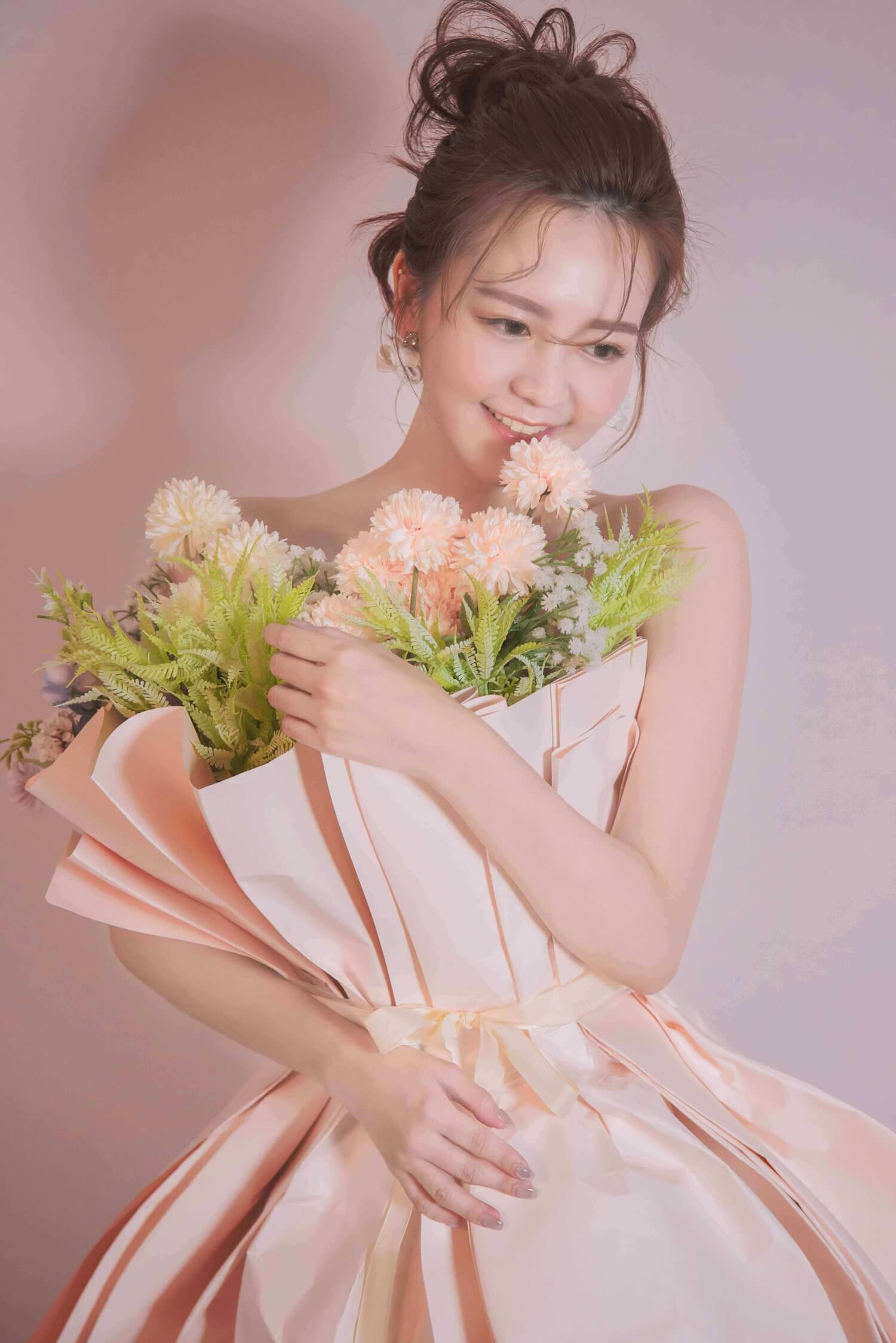 花束寫真(黑色與粉色系)的第5張圖片